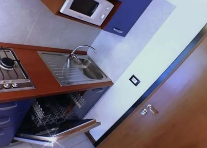 Charming With Terrace Апартаменты